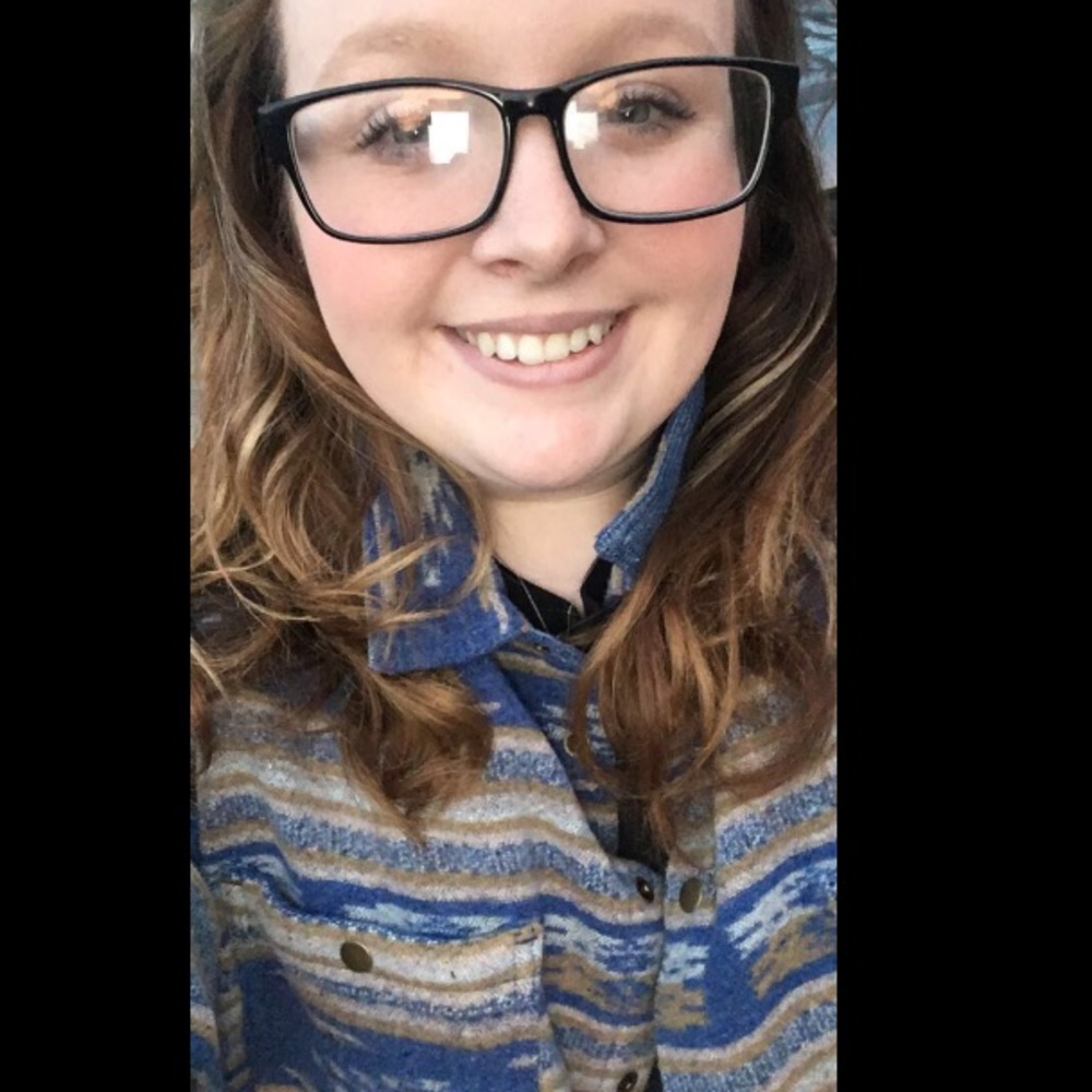 Meet your Posher, Gabby